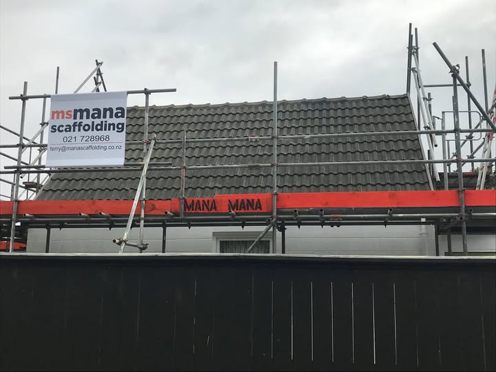 Mana Scaffolding team at work